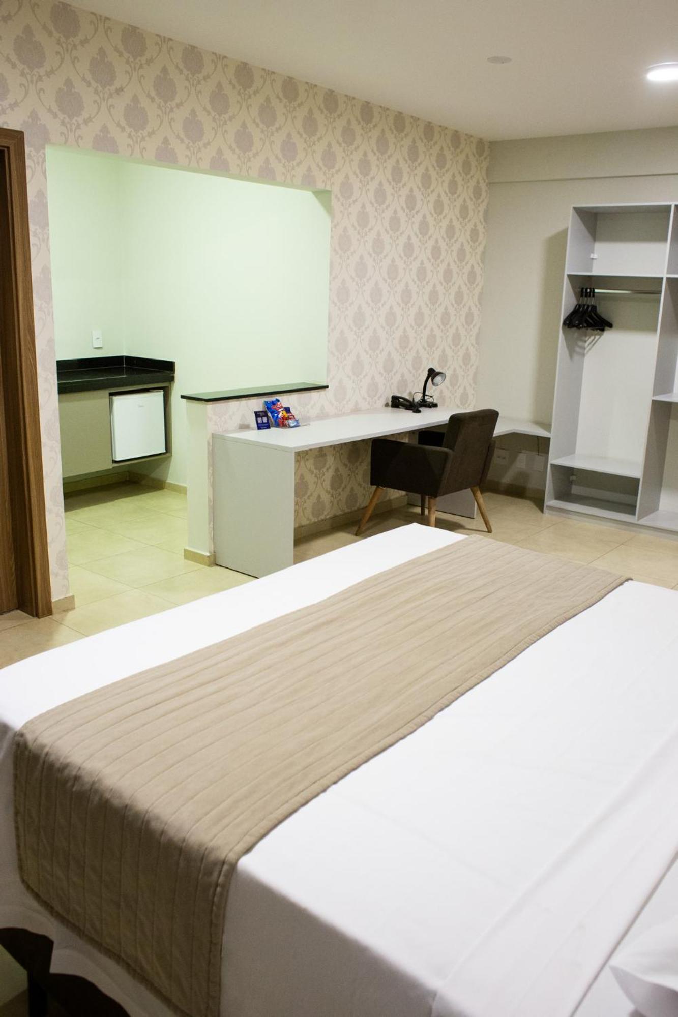Hotel Bristol Infinity 4*
