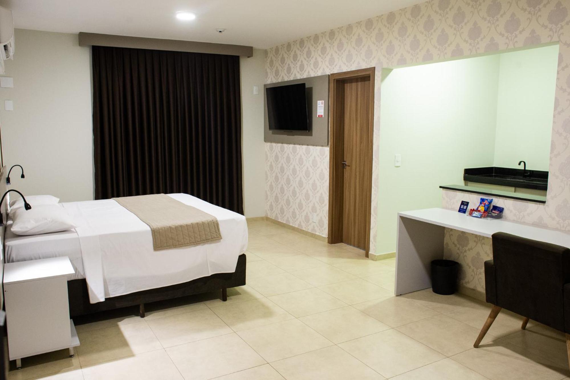 Bristol Infinity 4*